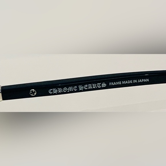 New CHROME HEARTS Sunglasses - Picture 7 of 15